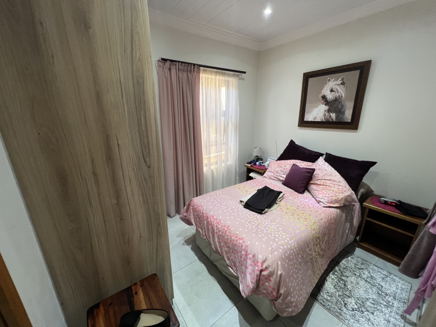 2 Bedroom Property for Sale in Wilkoppies North West